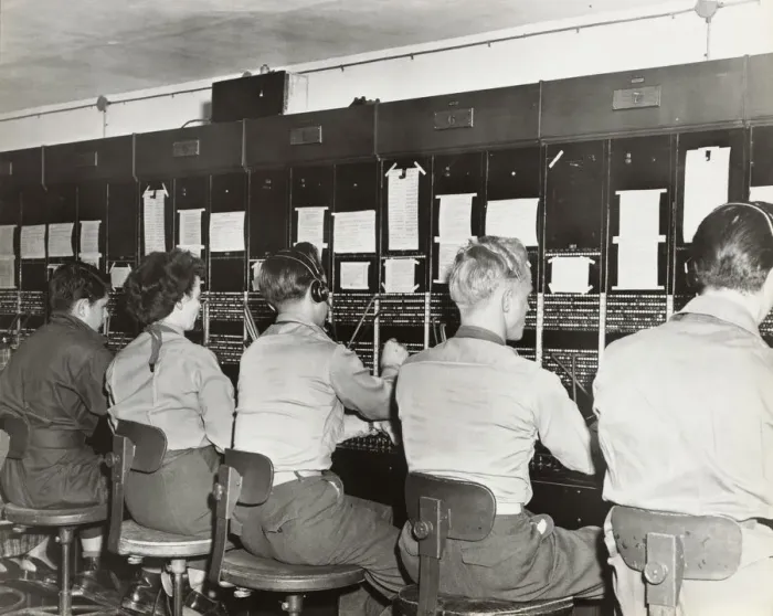 Framed Print : Airmen and Women Telephonists at the Headquarters of the? Framed Print : Airmen and Women Telephonists at the Headquarters of the?