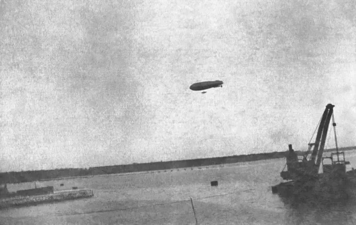 Framed Print : Airship Flying Framed Print : Airship Flying
