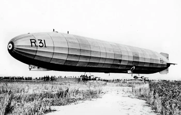 Framed Print : Airship R31 Framed Print : Airship R31