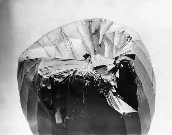 Framed Print : Airship R33 with a Damaged Nose after Breaking from her ? Framed Print : Airship R33 with a Damaged Nose after Breaking from her ?