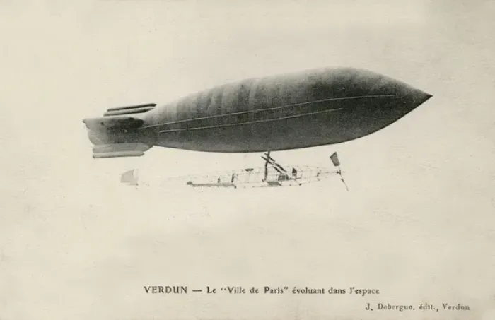 Framed Print : Airship Ville de Paris in flight at Verdun Framed Print : Airship Ville de Paris in flight at Verdun