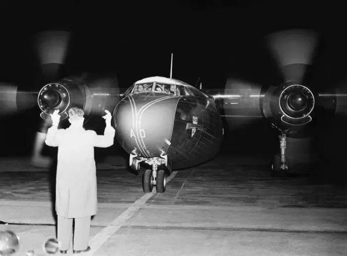 Framed Print : Airspeed AS-57 Ambassador Framed Print : Airspeed AS-57 Ambassador