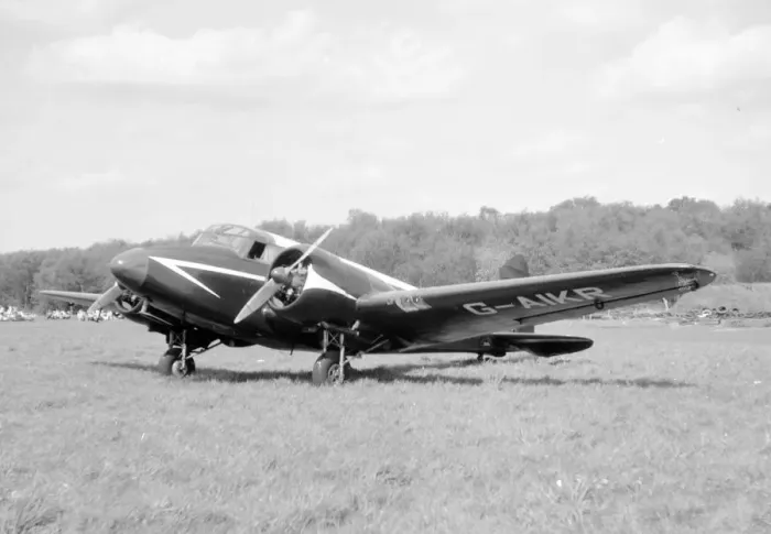 Framed Print : Airspeed Consul G-AIKR Framed Print : Airspeed Consul G-AIKR