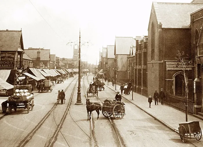 Framed Print : Albany Road, Roath early 1900's Framed Print : Albany Road, Roath early 1900's