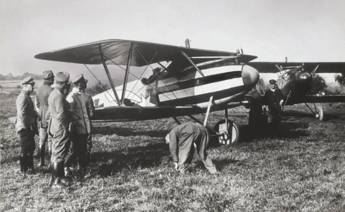 Framed Print : Albatros D. V Framed Print : Albatros D. V