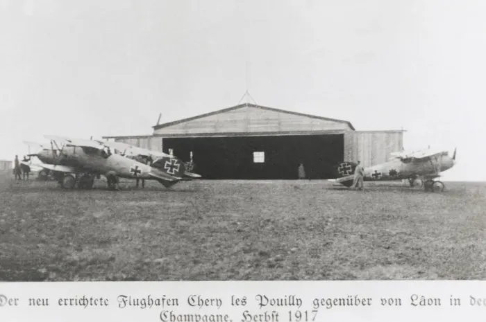 Framed Print : Albatros D. V Framed Print : Albatros D. V