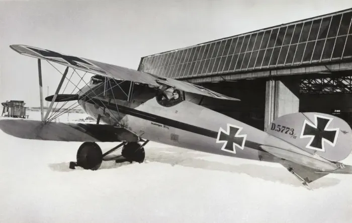 Framed Print : Albatros D. V Framed Print : Albatros D. V