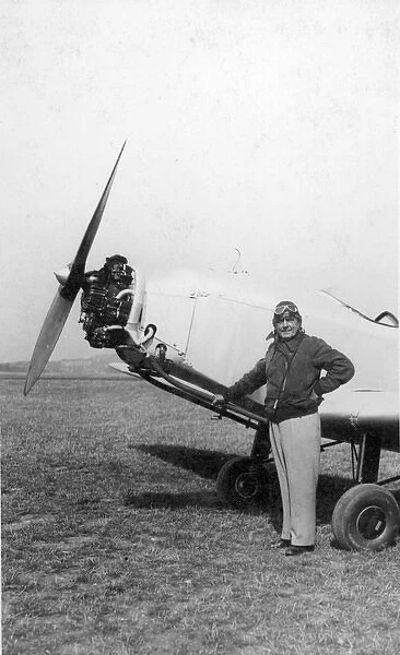 Albert Batchelor with his British Klemm L25C 1A Swallow G-A