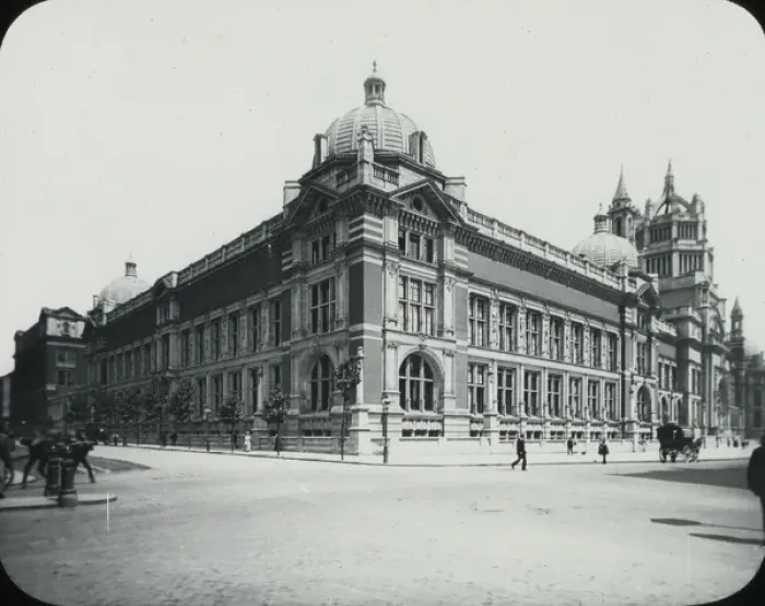 Framed Print : Albert and Edward Museum, London Framed Print : Albert and Edward Museum, London