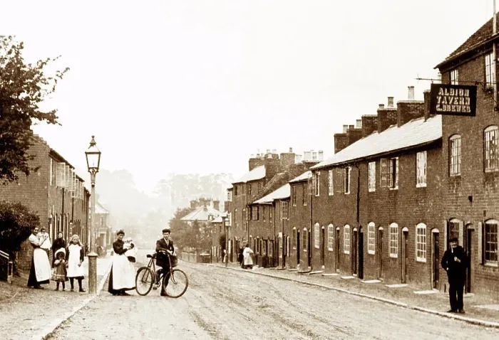 Framed Print : Albion Street, Kenilworth early 1900's Framed Print : Albion Street, Kenilworth early 1900's
