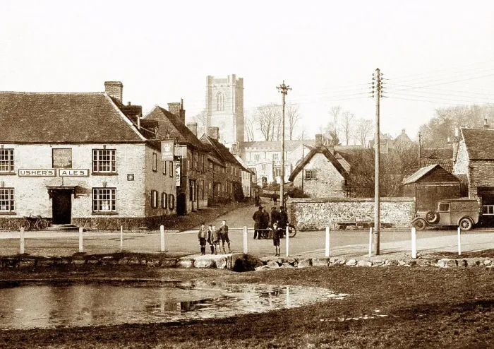 Framed Print : Aldbourne, early 1900s Framed Print : Aldbourne, early 1900s