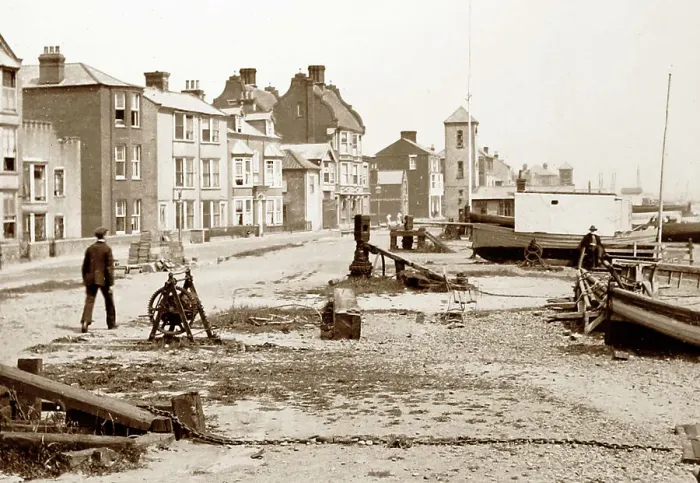 Framed Print : Aldeburgh beach, Victorian period Framed Print : Aldeburgh beach, Victorian period