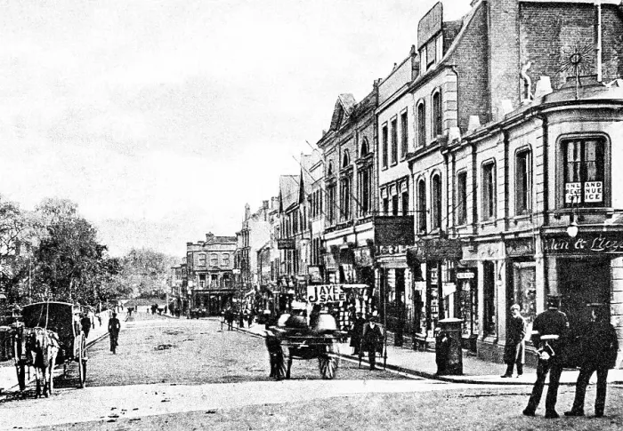 Framed Print : Aldershot High Street early 1900s Framed Print : Aldershot High Street early 1900s