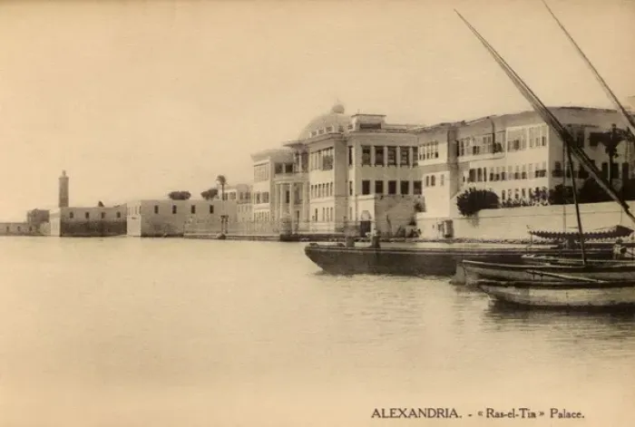 Framed Print : Alexandria, Egypt - Ras-el-Tiin Palace Framed Print : Alexandria, Egypt - Ras-el-Tiin Palace
