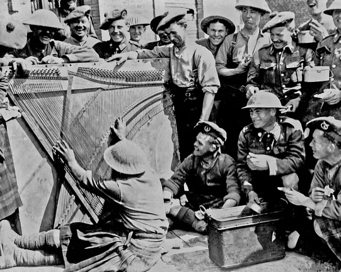 Framed Print : Allied soldiers relaxing with piano music, WW1 Framed Print : Allied soldiers relaxing with piano music, WW1