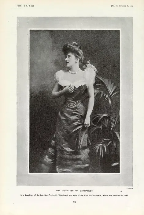 Framed Print : Almina Herbert, Countess of Carnarvon (1876 - 1969), wife of George Herbert, 5th Earl of Carnarvon, and chatelaine of Highclere Castle in Hampshire. Date: 1902 Framed Print : Almina Herbert, Countess of Carnarvon (1876 - 1969), wife of George Herbert, 5th Earl of Carnarvon, and chatelaine of Highclere Castle in Hampshire. Date: 1902