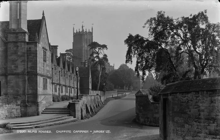 Framed Print : Alms Houses in Chipping Campden Framed Print : Alms Houses in Chipping Campden