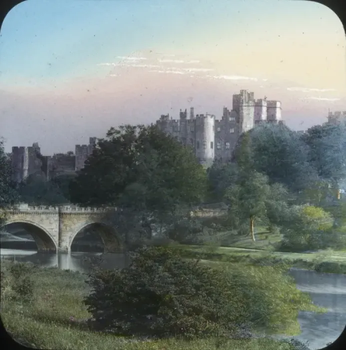 Framed Print : Alnwick Castle, Northumberland, England