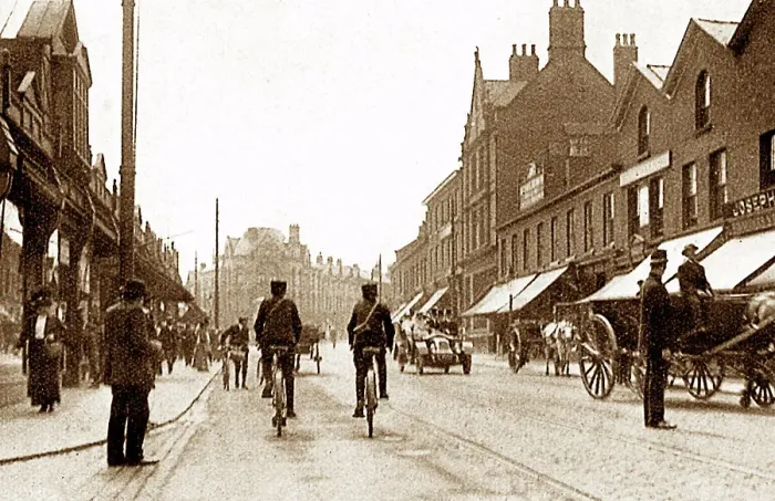 Framed Print : Altrincham Railway Street early 1900s Framed Print : Altrincham Railway Street early 1900s
