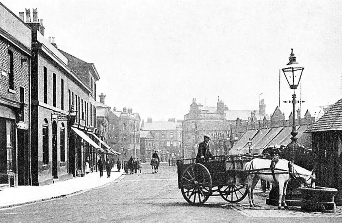 Framed Print : Altrincham Railway Street early 1900s Framed Print : Altrincham Railway Street early 1900s