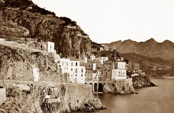 Framed Print : Amalfi, Italy Framed Print : Amalfi, Italy