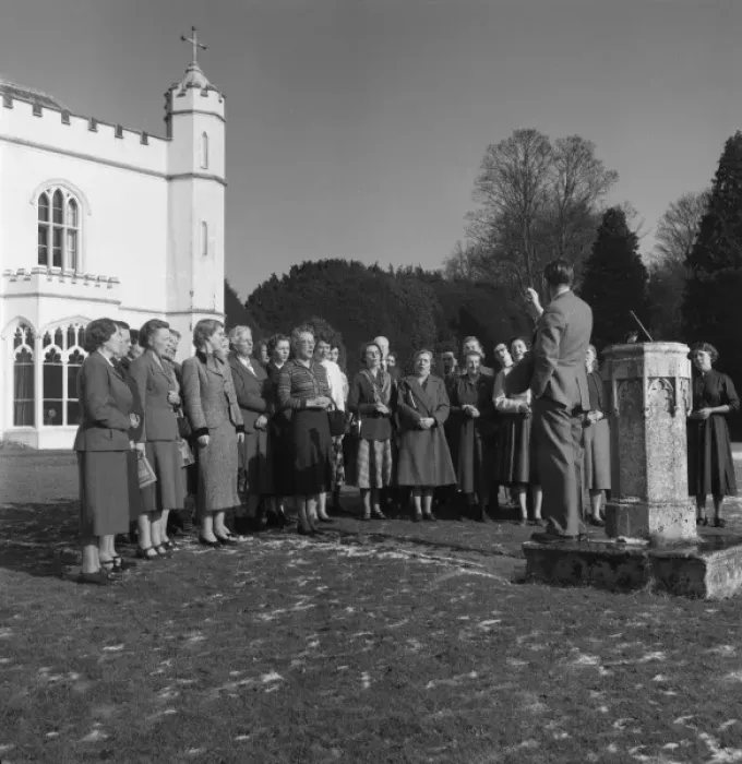 Framed Print : Amateur musicians at Missenden Abbey Framed Print : Amateur musicians at Missenden Abbey