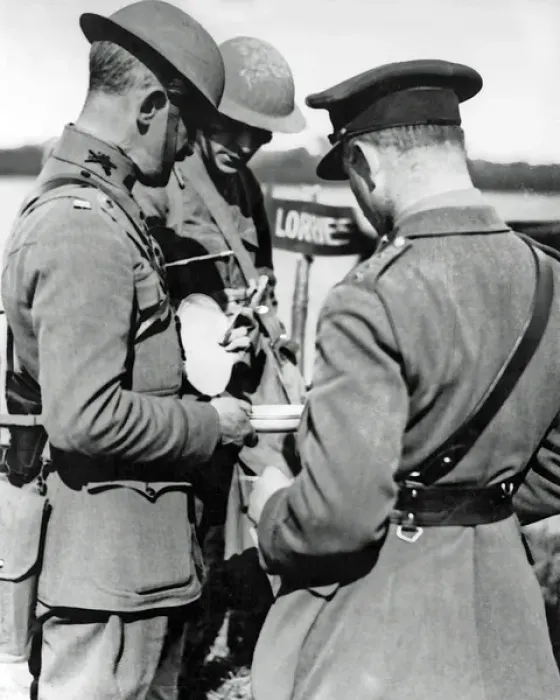 Framed Print : American and British with equipment, Western Front, WW1 Framed Print : American and British with equipment, Western Front, WW1