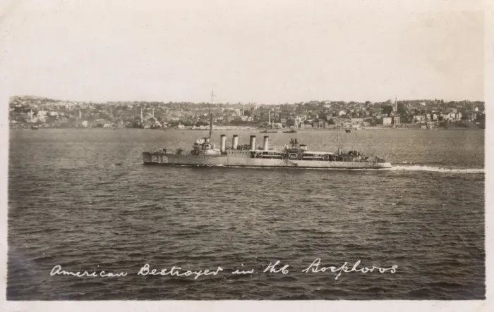 Framed Print : American Destroyer - USS Parrott (DD218) - Istanbul Framed Print : American Destroyer - USS Parrott (DD218) - Istanbul