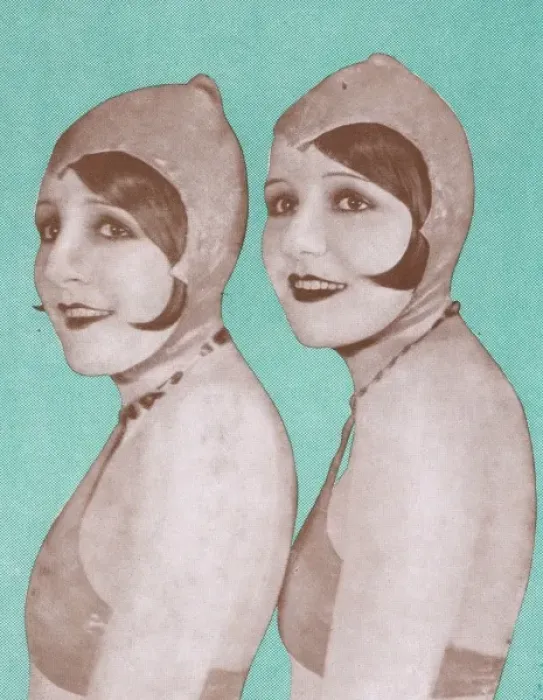 Framed Print : The American Dodge Sisters, Paris, 1928