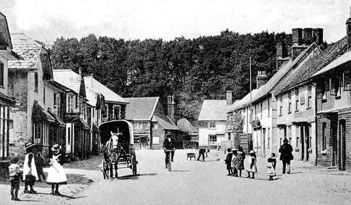 Framed Print : Amesbury Salisbury Street early 1900s Framed Print : Amesbury Salisbury Street early 1900s