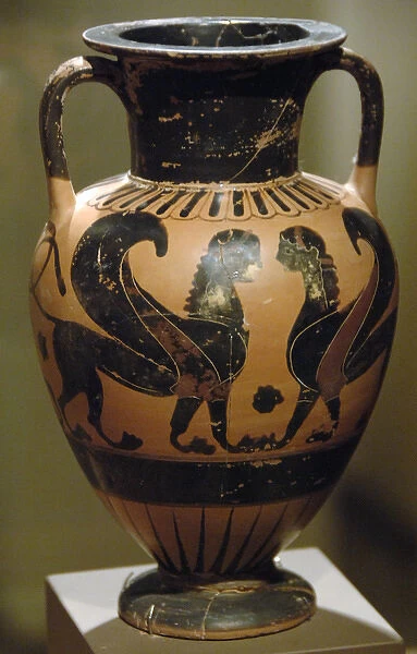 AMPHORISC decorated with black figures representing Sphinx