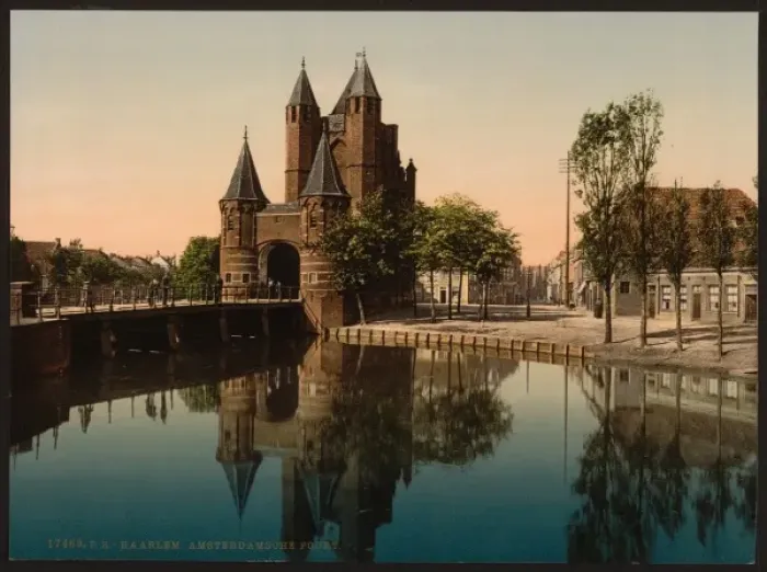 Framed Print : Amsterdam Gate, Haarlem, Holland Framed Print : Amsterdam Gate, Haarlem, Holland