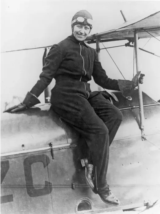 Framed Print : Amy Johnson 1903-1941 Framed Print : Amy Johnson 1903-1941