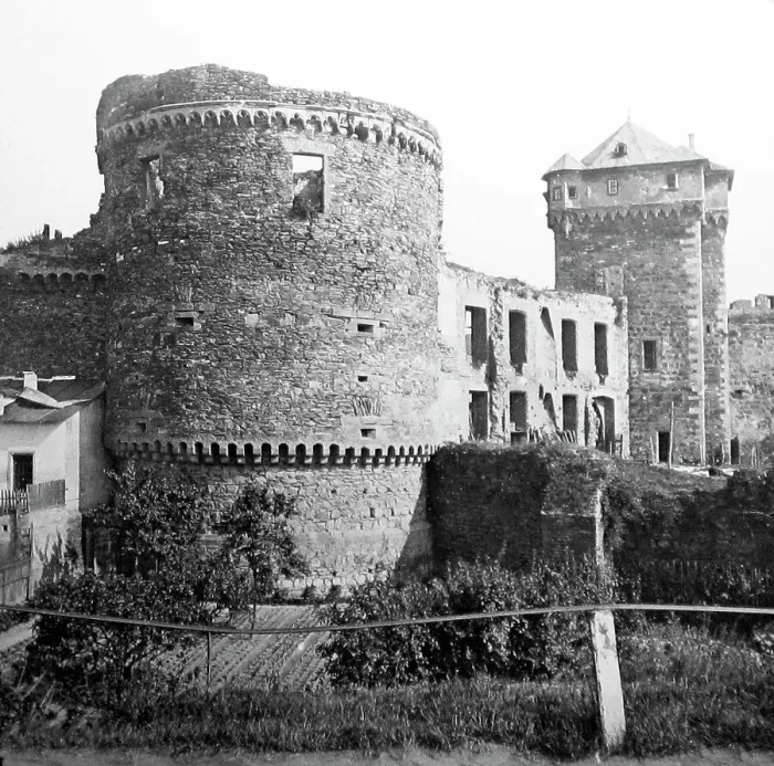 Framed Print : Andernach castle Gerrmany Framed Print : Andernach castle Gerrmany