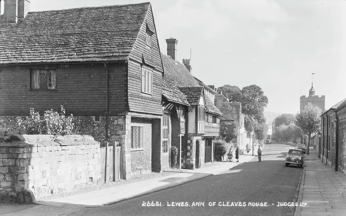 Framed Print : Ann of Cleaves House, Lewes Framed Print : Ann of Cleaves House, Lewes
