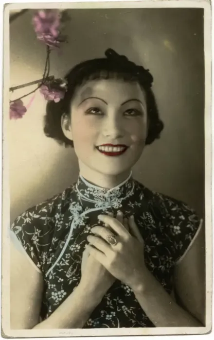 Framed Print : Anna May Wong Framed Print : Anna May Wong