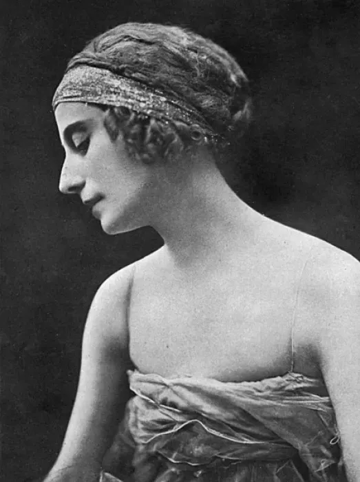 Framed Print : Anna Pavlova Framed Print : Anna Pavlova