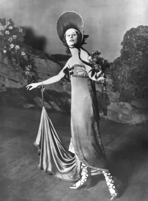 Framed Print : Anna Pavlova - Performing Framed Print : Anna Pavlova - Performing