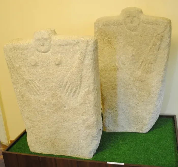 Framed Print : Anthropomorphic stone stelae. Yamna Culture. 36th-23rd centu Framed Print : Anthropomorphic stone stelae. Yamna Culture. 36th-23rd centu