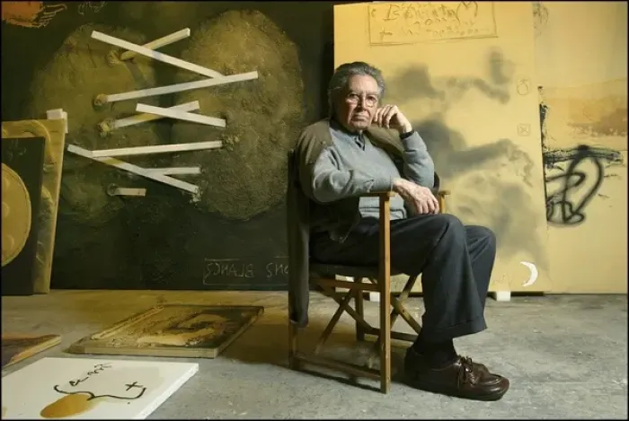 Framed Print : Antoni Tapies Framed Print : Antoni Tapies