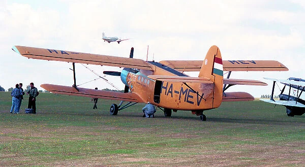 Antonov An-2R HA-MEV