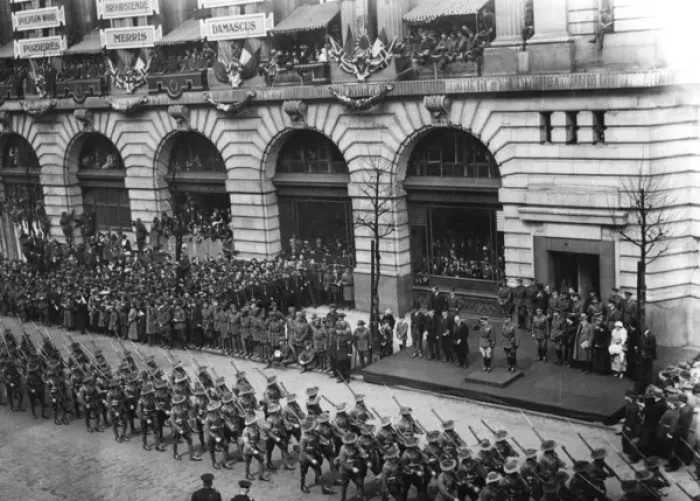 Framed Print : ANZAC Day in London, 25th April 1919 Framed Print : ANZAC Day in London, 25th April 1919