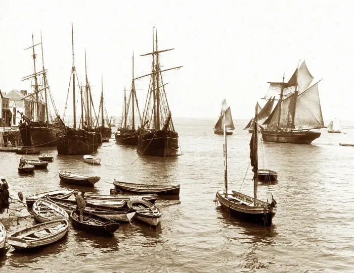 Framed Print : Appledore, early 1900s Framed Print : Appledore, early 1900s