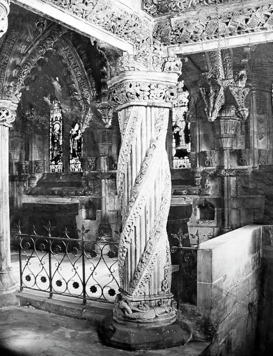 Framed Print : Apprentice Pillar, Rosslyn Chapel, Scotland Framed Print : Apprentice Pillar, Rosslyn Chapel, Scotland