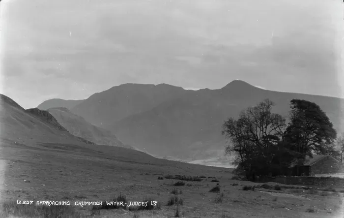 Framed Print : Approaching Crummock Water Framed Print : Approaching Crummock Water