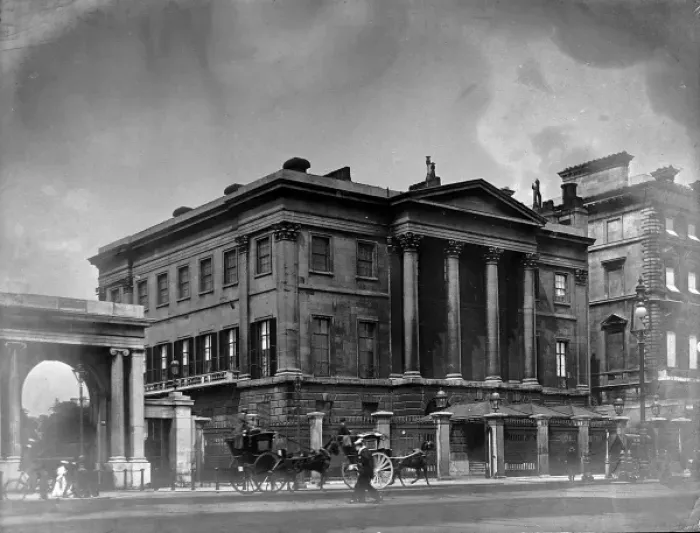 Framed Print : Apsley House, London, 19th century Framed Print : Apsley House, London, 19th century