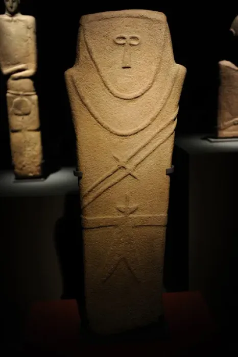 Framed Print : Arabic peninsula. Anthropomorphe Stele. IV millennum BC. Al Framed Print : Arabic peninsula. Anthropomorphe Stele. IV millennum BC. Al