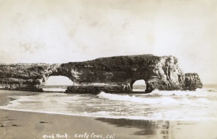 Framed Print : Arch Rock, Santa Cruz, California, USA Framed Print : Arch Rock, Santa Cruz, California, USA