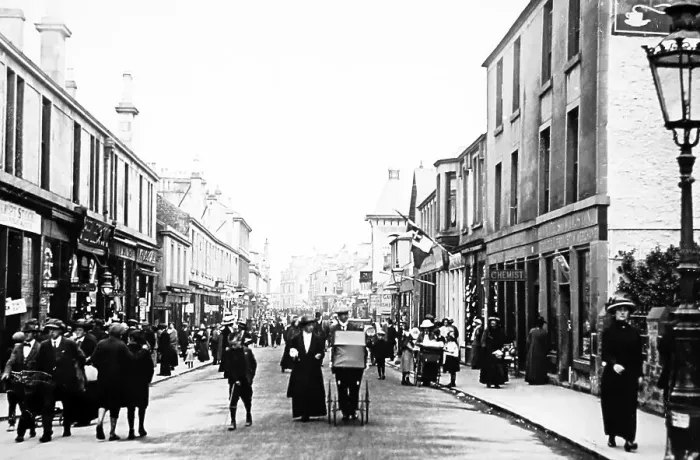 Framed Print : Argyle Street, Dunoon, early 1900s Framed Print : Argyle Street, Dunoon, early 1900s