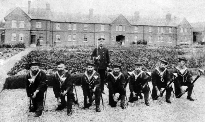 Framed Print : Armed coastguards at Walton-on-the-Naze, Essex Framed Print : Armed coastguards at Walton-on-the-Naze, Essex